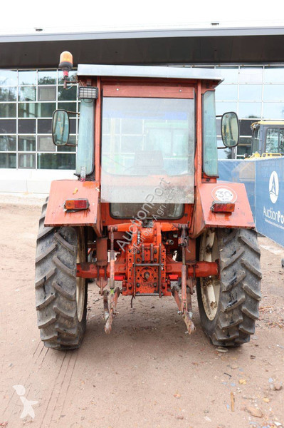 Tractor Renault 51