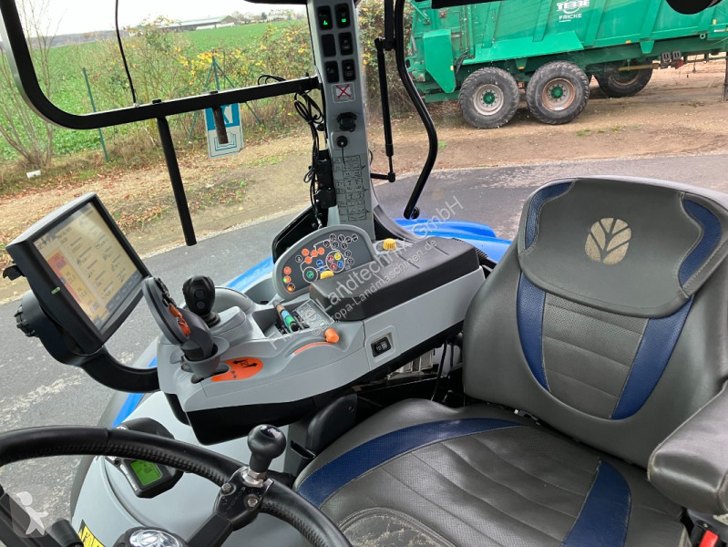 Lantbrukstraktor New Holland  T7.245 Auto...
