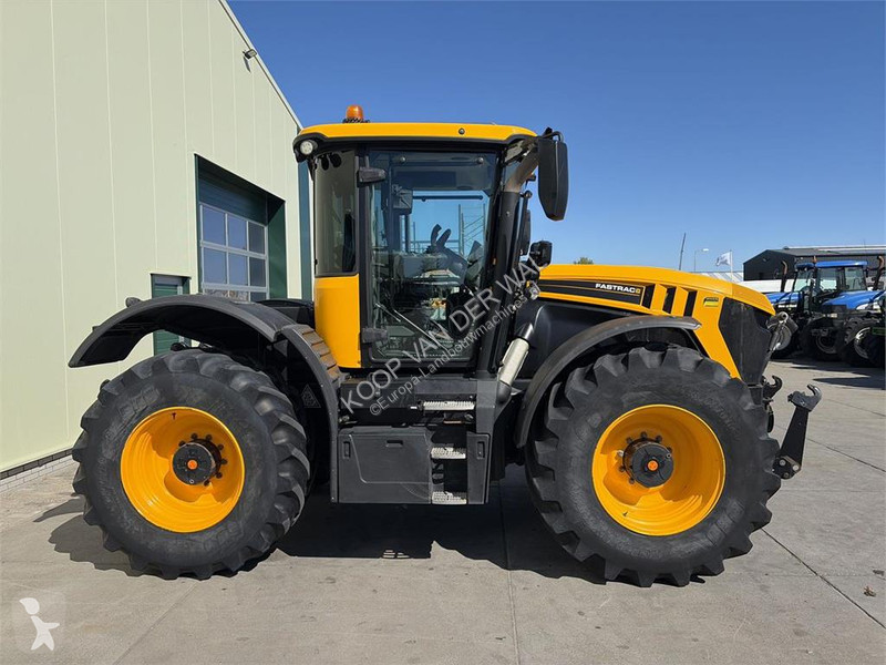 Lantbrukstraktor JCB
