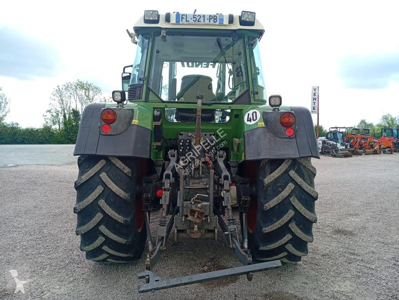 Fendt  411 tractor