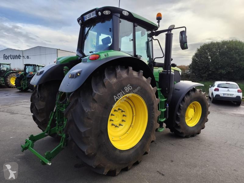 Tracteur agricole John Deere 6M 200