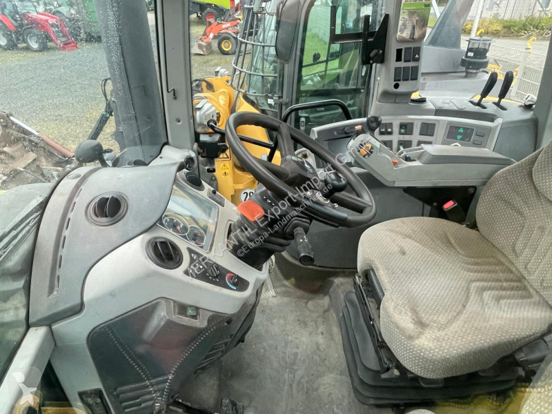 Landbrugstraktor Claas  AXION 830
