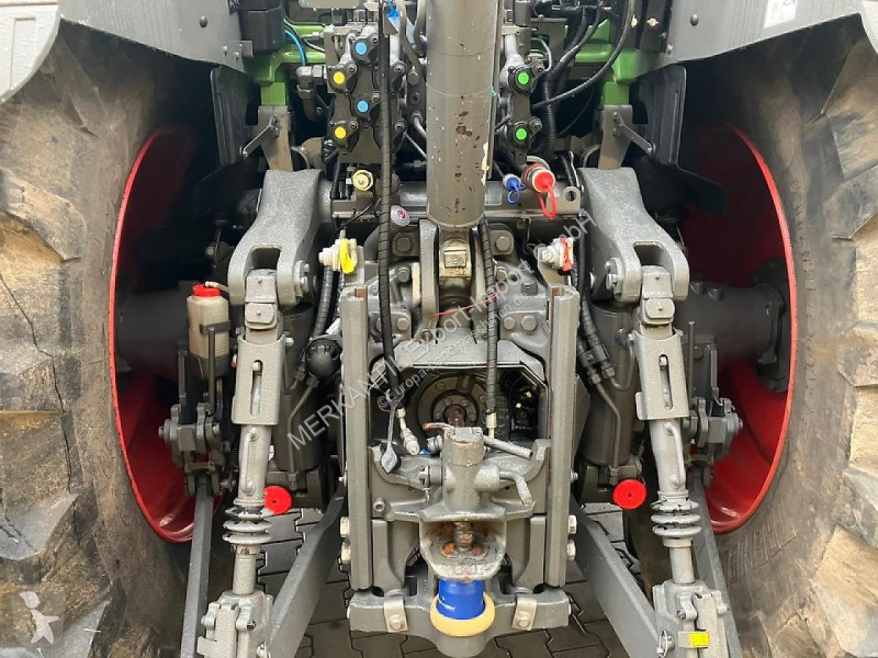 Landbrugstraktor Fendt  VARIO 828 Profi Plus GPS