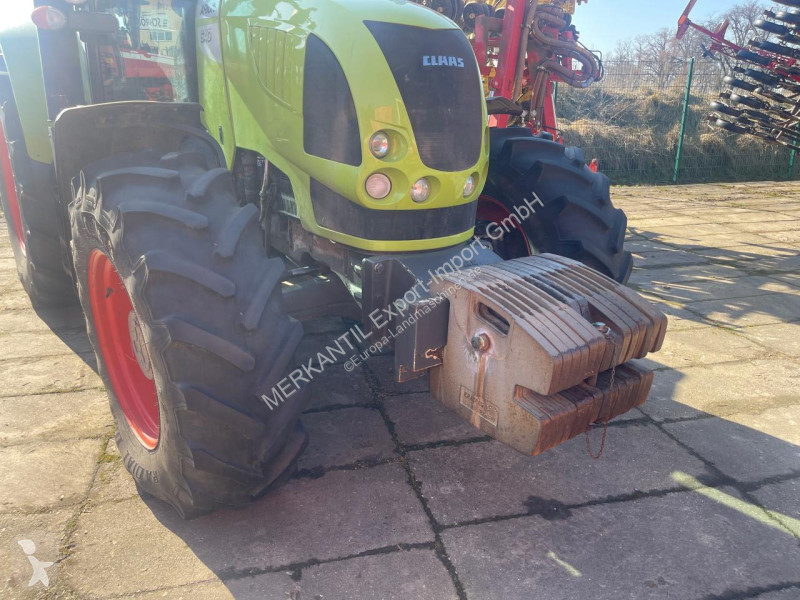Lantbrukstraktor Claas  Arion 640