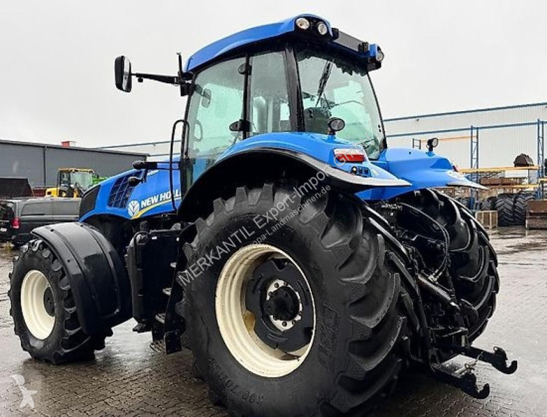 New Holland  T8.360  2750h tractor