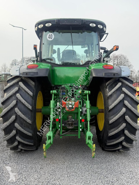 Lantbrukstraktor John Deere 7230 R
