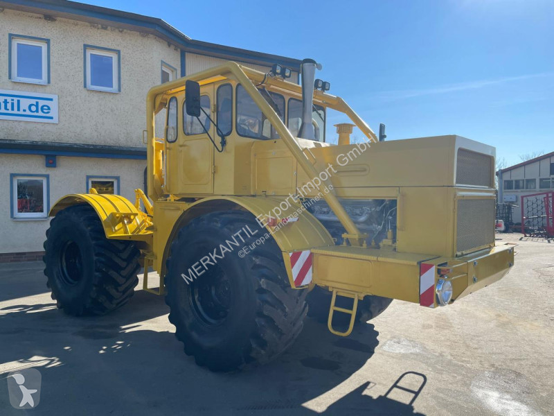 Landbrugstraktor   K700A V8