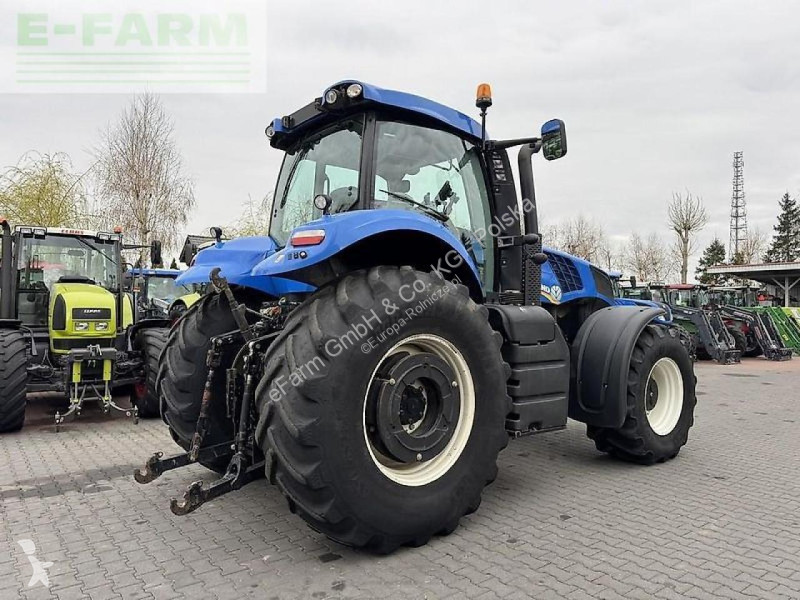 Traktor New Holland  t8.330 ultra command