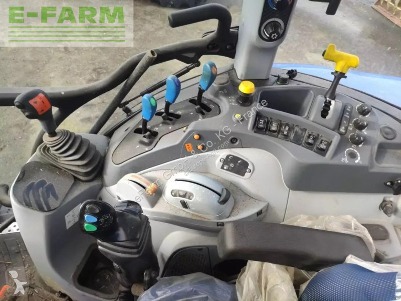 Landbrugstraktor New Holland  t5.100ec