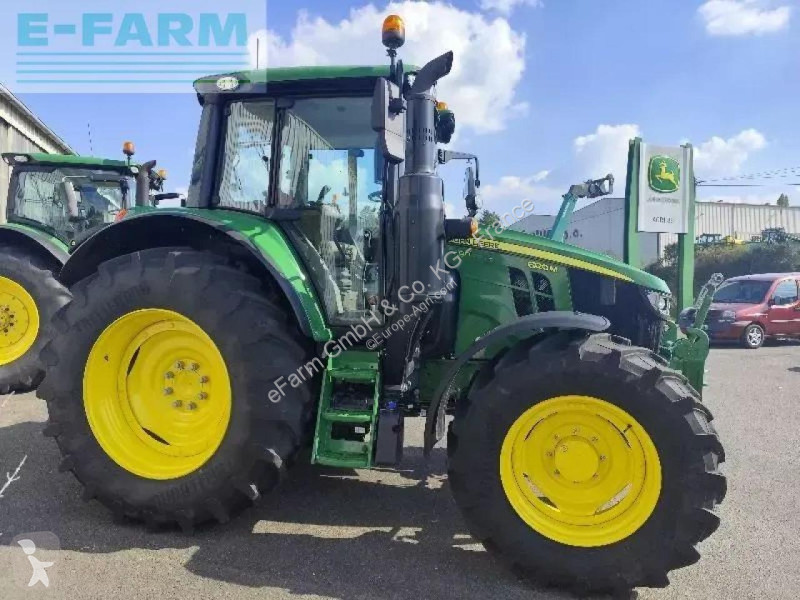 Landbrugstraktor John Deere  6120m