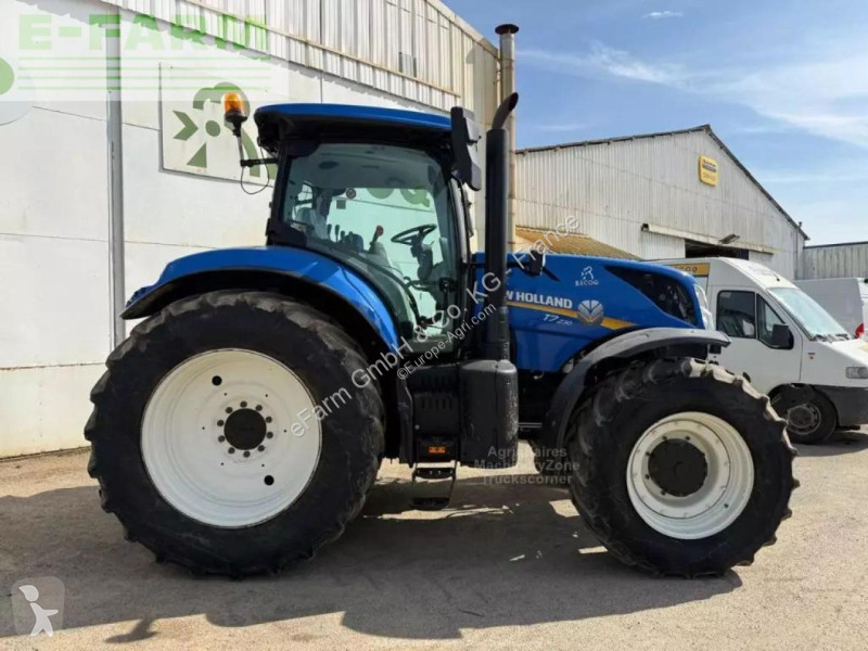 Landbrugstraktor New Holland  t7.230 pc
