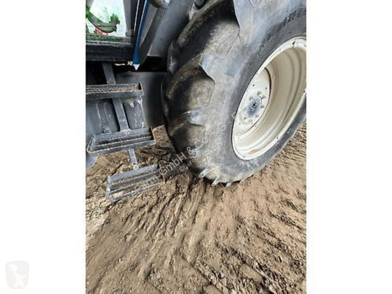 Landbrugstraktor New Holland  tm155