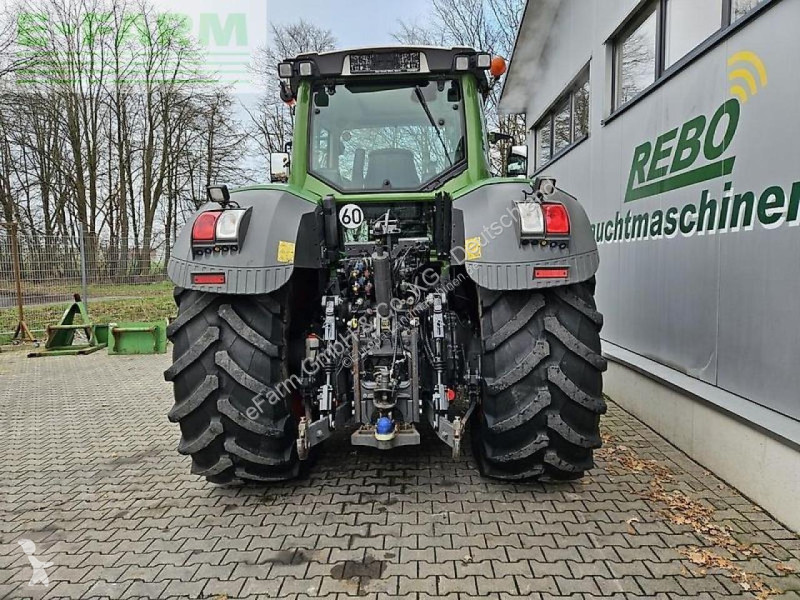 Landbrugstraktor Fendt  824 vario profi plus...