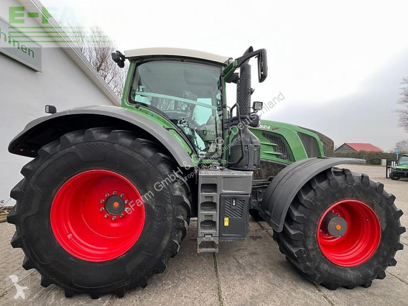 Landbrugstraktor Fendt  824 vario profi plus...