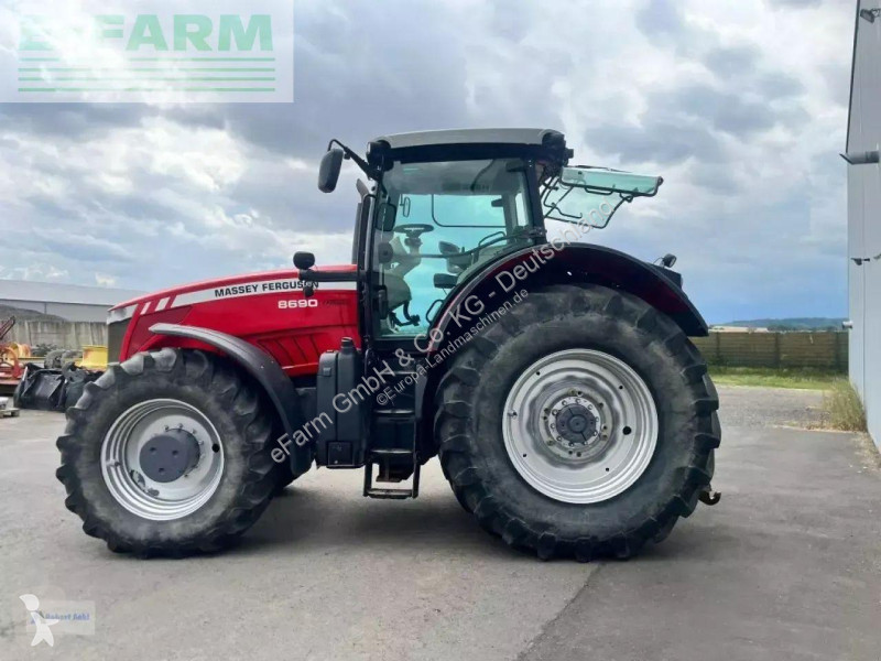 Lantbrukstraktor Massey Ferguson  8690