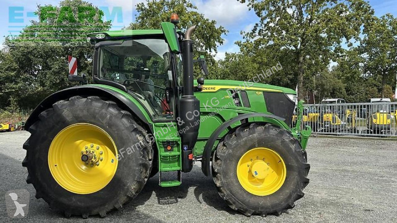 Landbrugstraktor John Deere  6r215