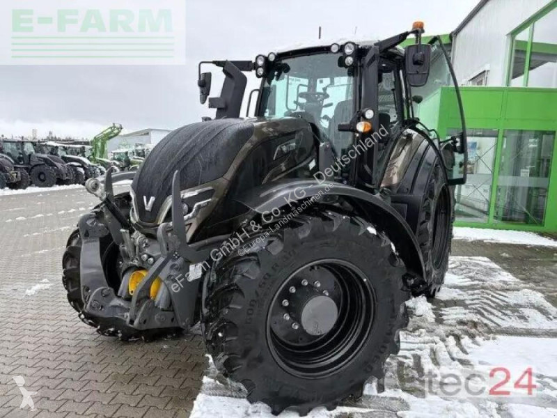 Landbrugstraktor Valtra  t235d