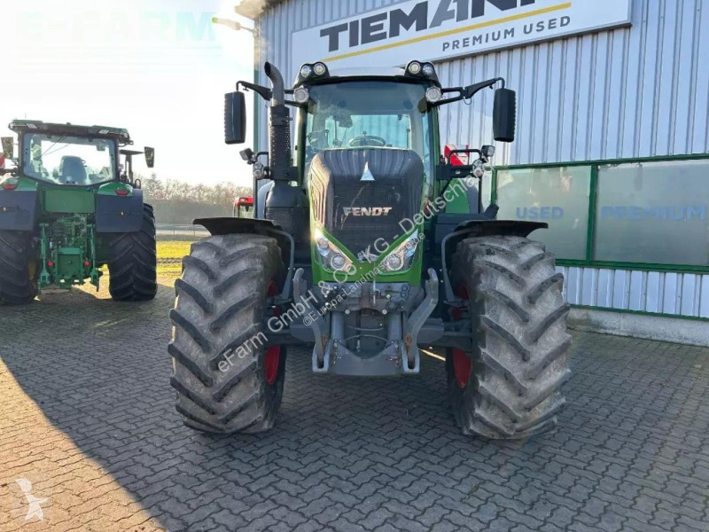 Landbrugstraktor Fendt  826 vario profiplus