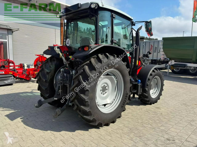 Landbrugstraktor Massey Ferguson  5711 m