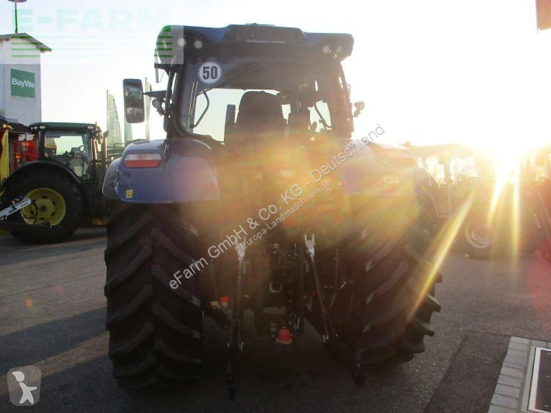 Landbrugstraktor New Holland  t 6.180 ac