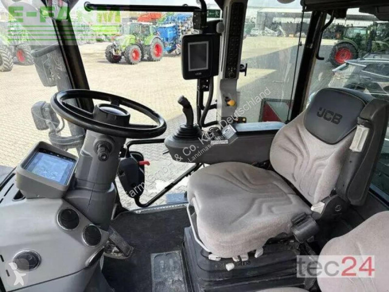 Lantbrukstraktor JCB  4220
