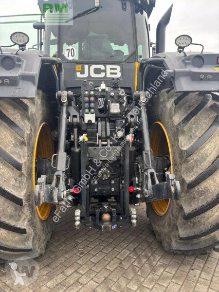 Lantbrukstraktor JCB  fastrac 8330