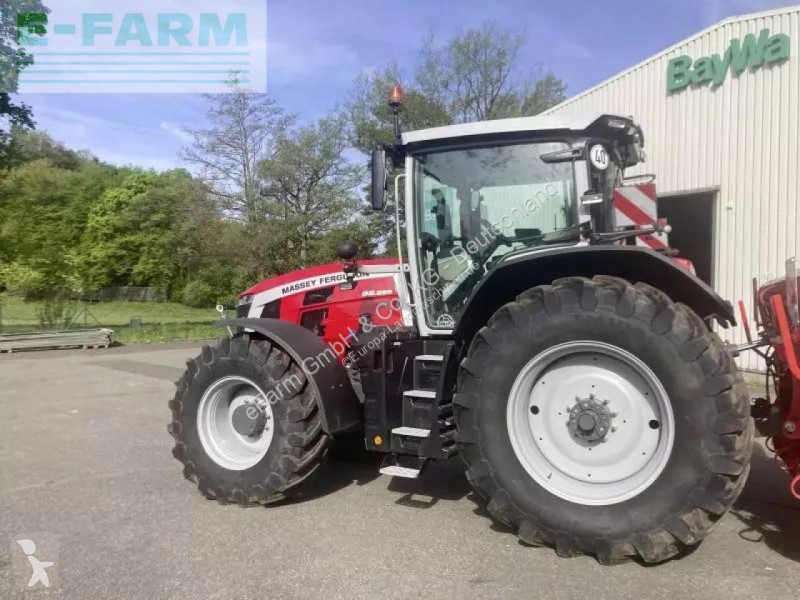 Landbrugstraktor Massey Ferguson  8s.225...