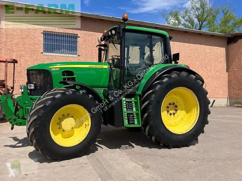 Landbrugstraktor John Deere  6830 *powr quad*