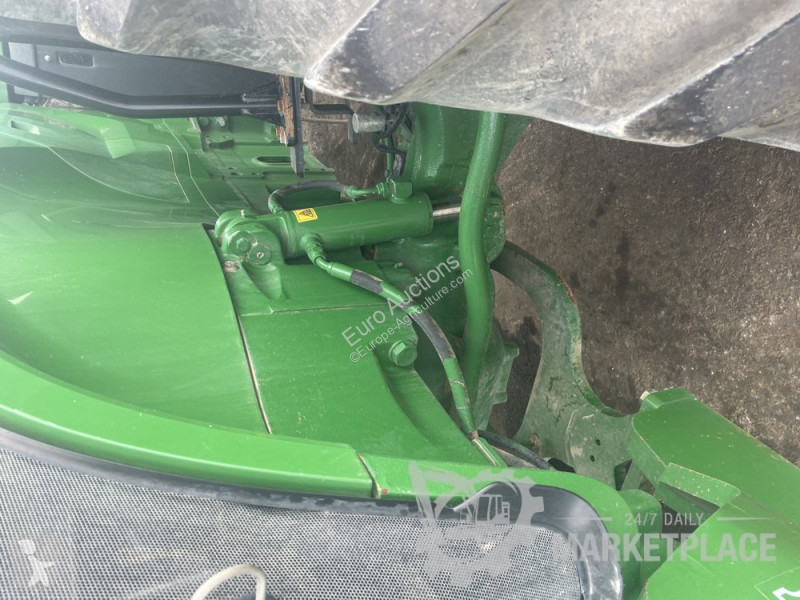 Tracteur agricole John Deere 7200R
