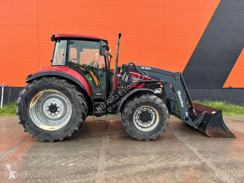 Lantbrukstraktor  Farmall 105U FRONT BUCKET