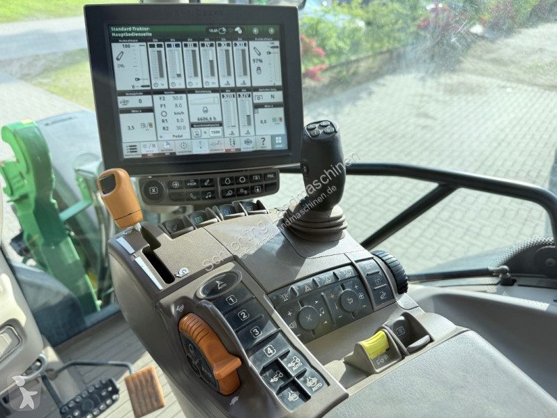 جرار زراعي John Deere