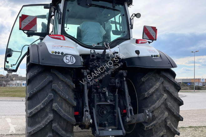 Landbrugstraktor Valtra Q 265
