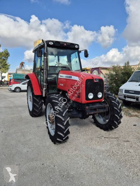 Lantbrukstraktor Massey Ferguson 5435
