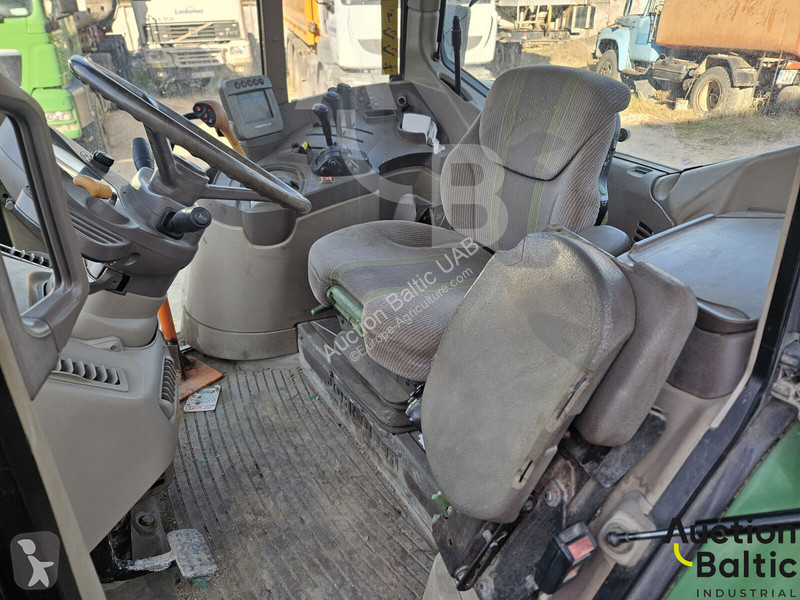 Lantbrukstraktor John Deere 6630 Premium