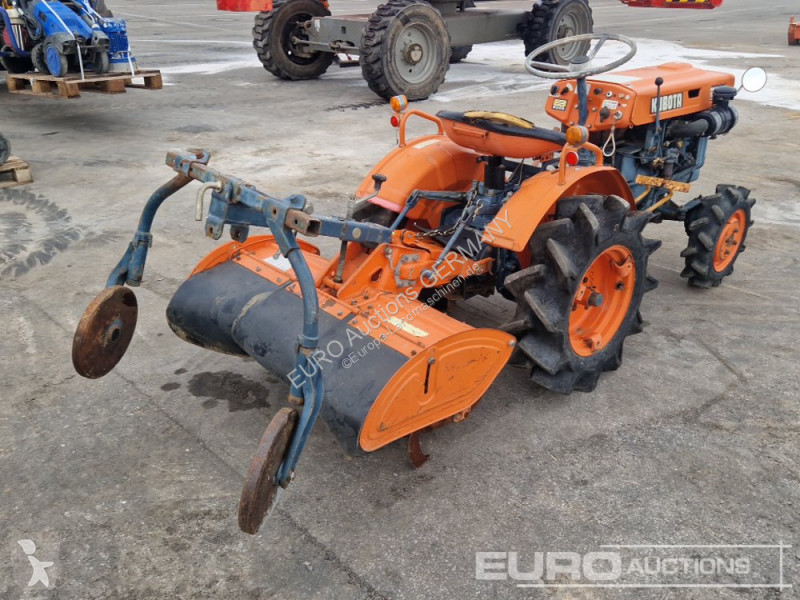جرار زراعي Kubota B5000