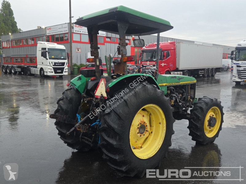Сільськогосподарський трактор John Deere 5400
