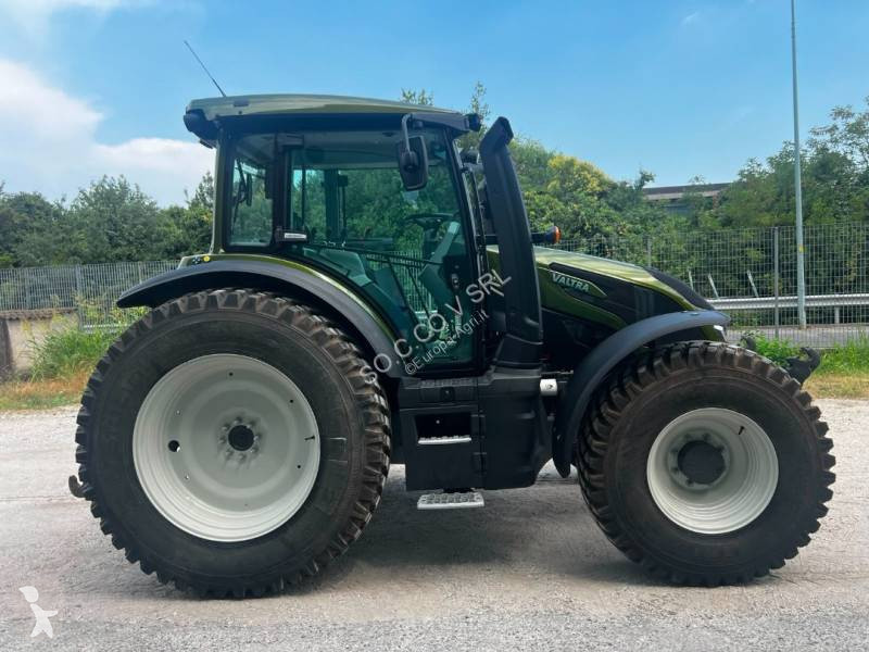 Lantbrukstraktor Valtra G125