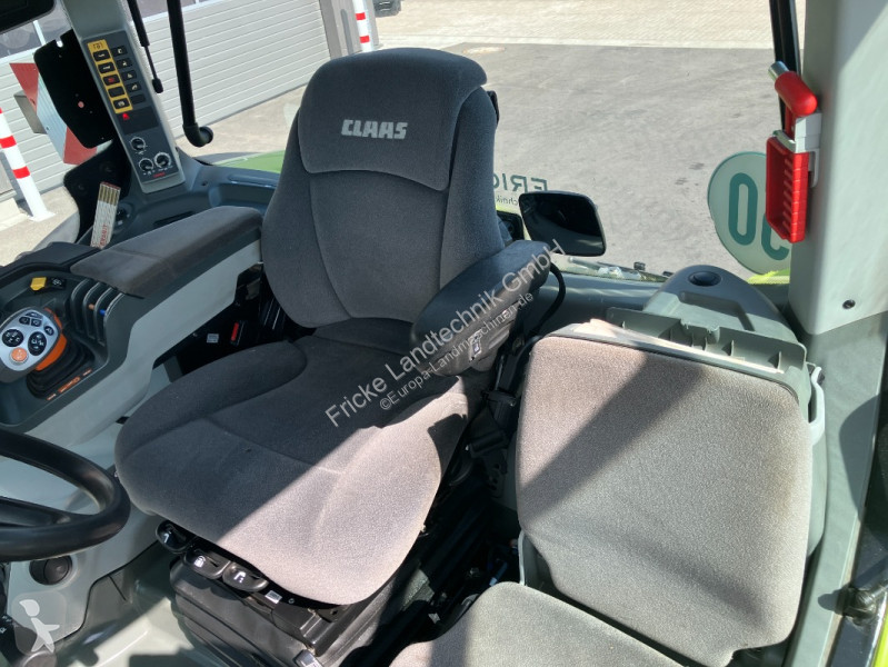 Lantbrukstraktor Claas  Axion 830 Cmatic Cebis