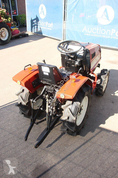 Lantbrukstraktor Mitsubishi MTX15