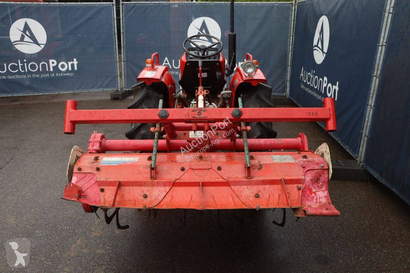 Lantbrukstraktor Yanmar 2TR20A