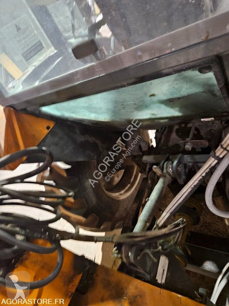 Zemědělský traktor  ERGOS 85