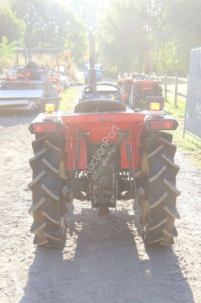 جرار زراعي Yanmar F18D
