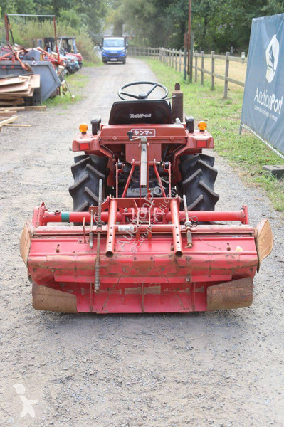 جرار زراعي Yanmar F14D