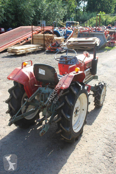 Tractor Yanmar YM1610D