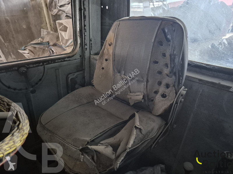 Трактор  T-150K