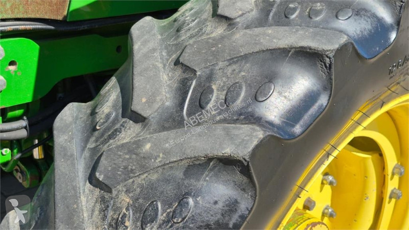 Zemědělský traktor John Deere 6125R AutoPower