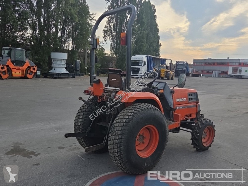 Tractor Kubota ST30