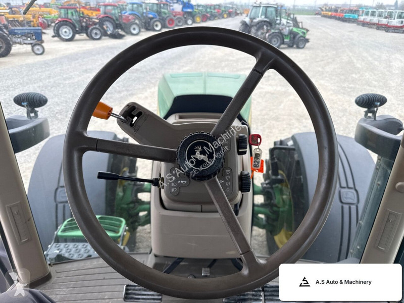 Tractor John Deere 8R Series