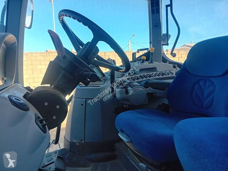 Tractor New Holland T7060