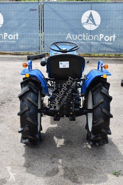 Сільськогосподарський трактор Iseki TX1510F